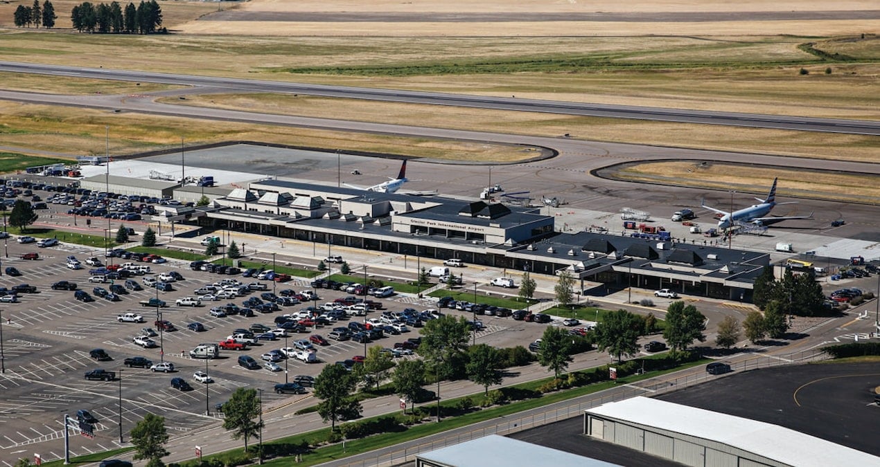 Havalimanında facia: Uçaklar çarpıştı 4 kişi öldü havalimaninda facia ucaklar carpisti 4 kisi oldu IapN4yOE