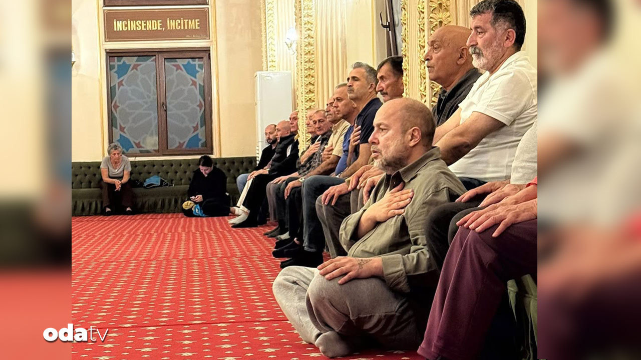 izzet capa ilk cemevi ibadetini yazdi avHMij5W