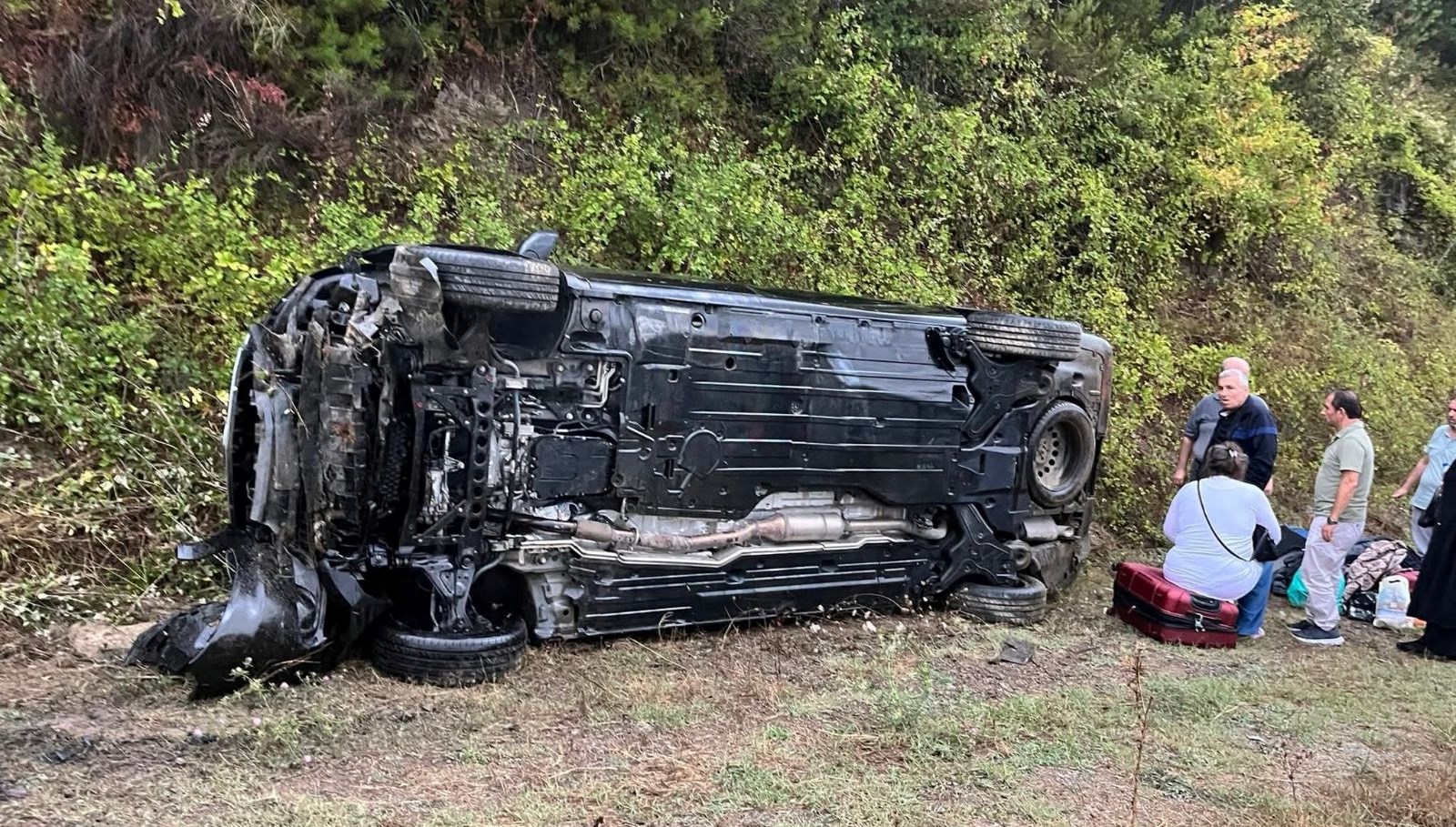 kastamonuda hafif ticari arac takla atti 3 yarali VtRDf38Z