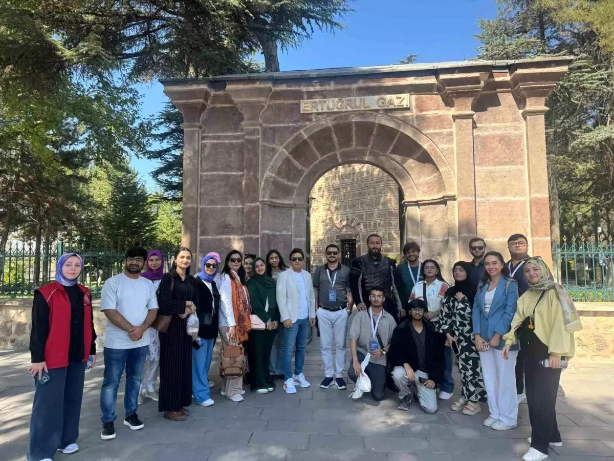 pakistanli gencler sogutte agirlaniyor peNvm44N