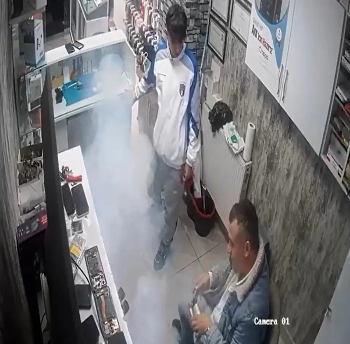 duzcede batarya yangini korkuttu EMwNqWif.jpg