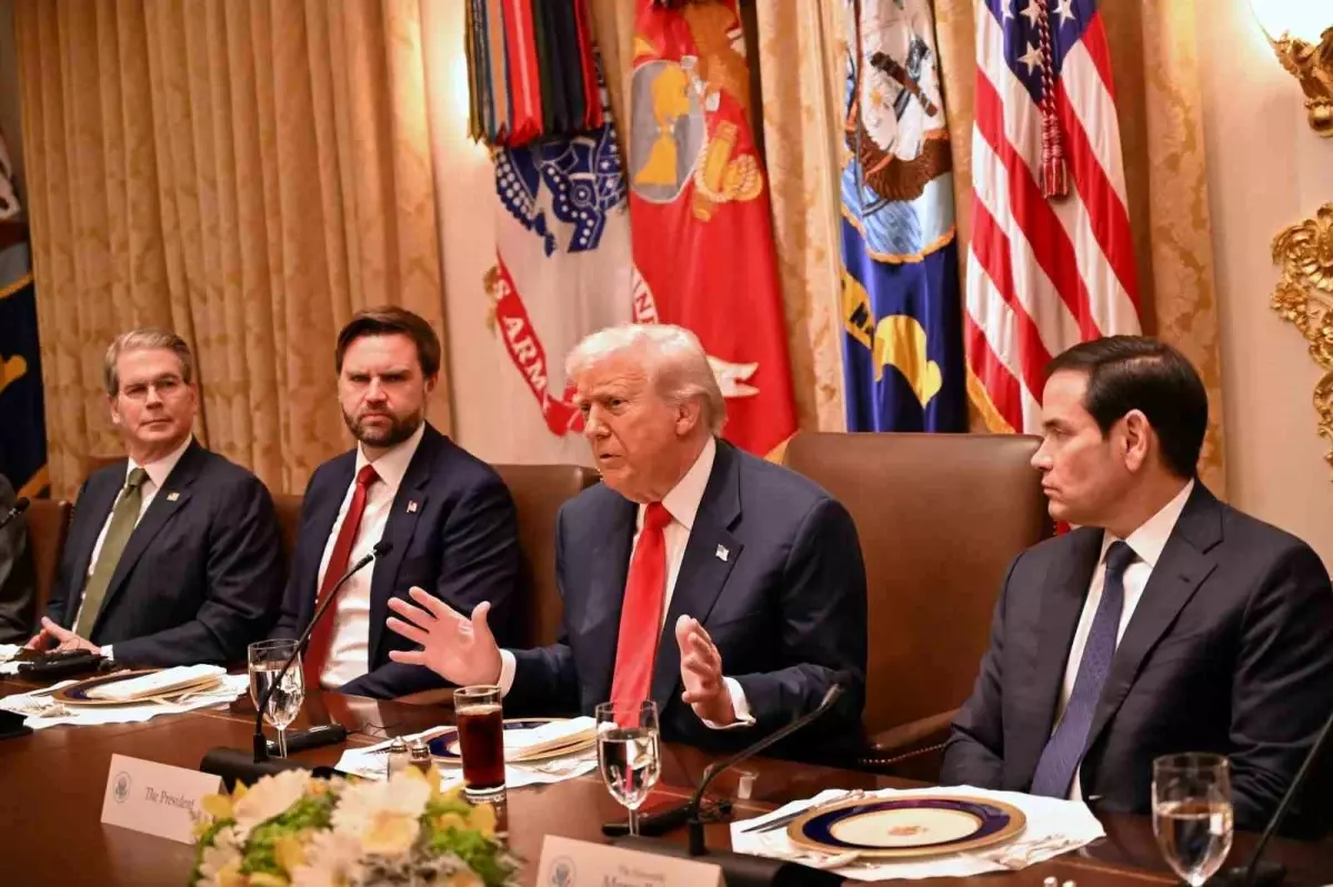 trump hamas silah birakmazsa biz silahsizlandiracagiz AhngkBwp.jpg