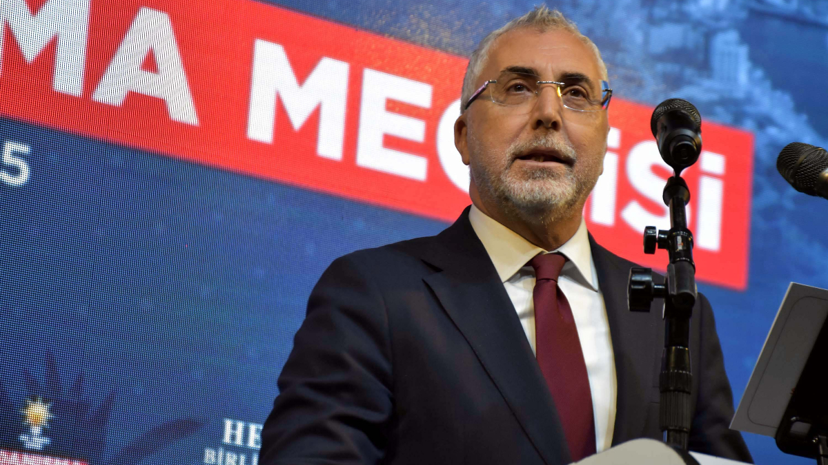 vedat isikhan izmir cop daglarindan ve kokudan gecilmiyor JbTSiHU2