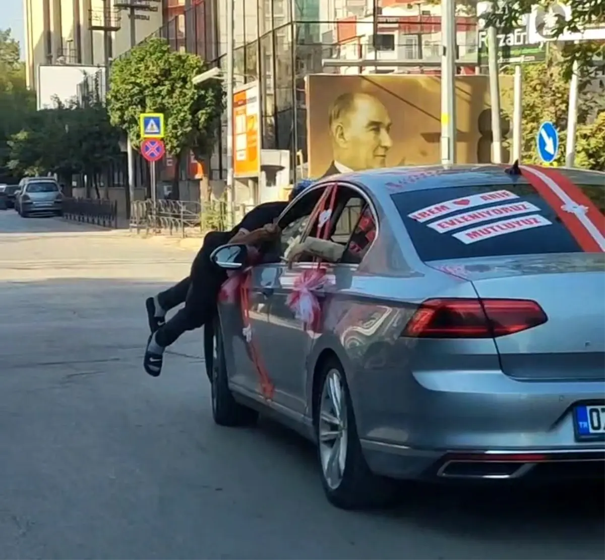 Adana’da Damatla Cam Silici Kavgası