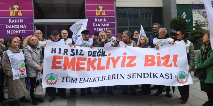 Emeklilerden avukatın ‘hırsızlıkla’ suçlamasına karşı ortak tavır çağrısı – Politika Haber
