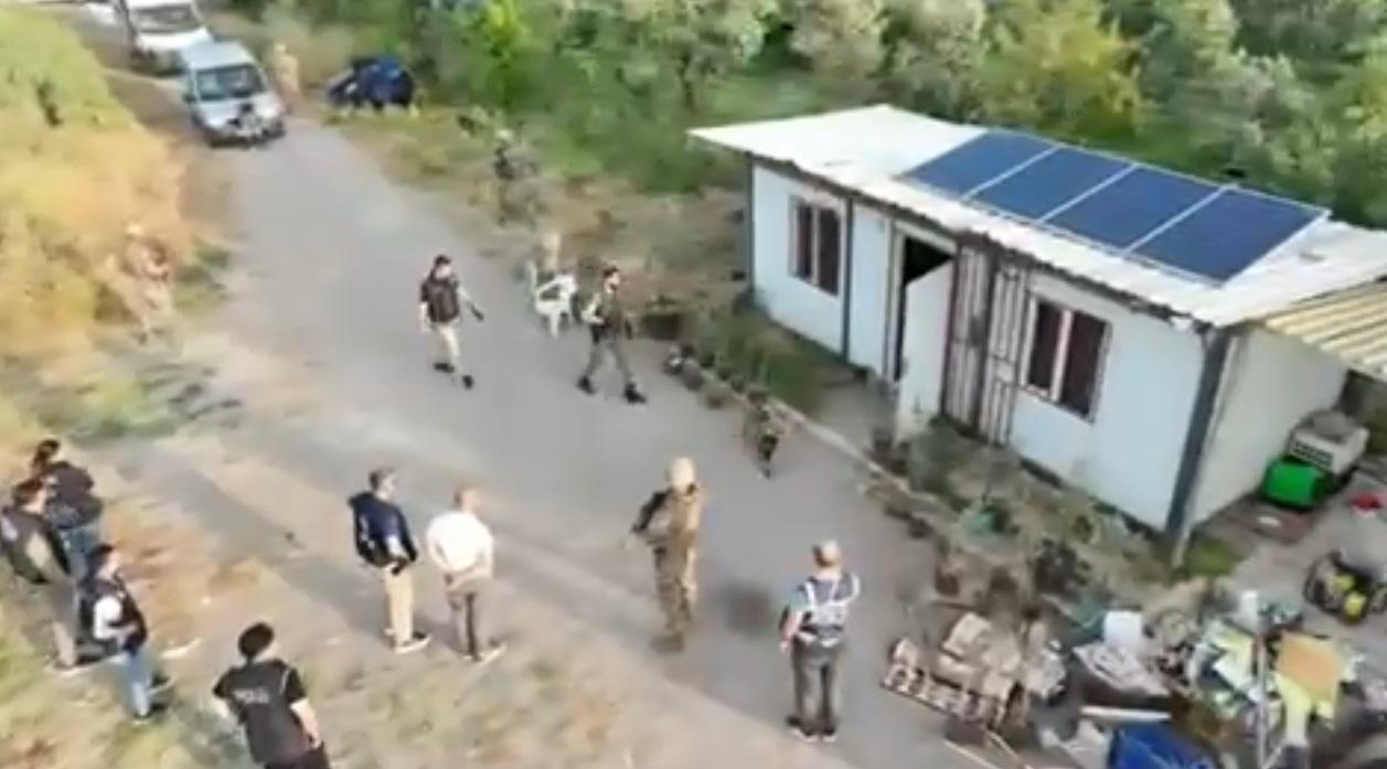 Bursa’da nefes kesen uyuşturucu operasyonu! 800 personel, helikopter ve İHA destek verdi: 79 tutuklama