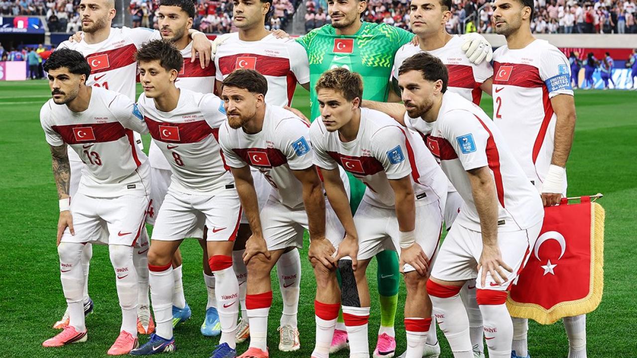 Milli futbolcu juventusa transfer oldu kenan yildizdan sonra bir turk daha LP88R9Ey