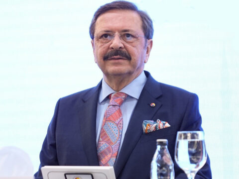 Tobb baskani hisarciklioglu sanayicinin krediye erisim sorunu cozulmeli RAwIuaHu
