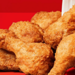 Turkiyede yeniden acilir mi diye beklenirken fast food devi 200den fazla magazasina kilit vurdu HR472Q9X