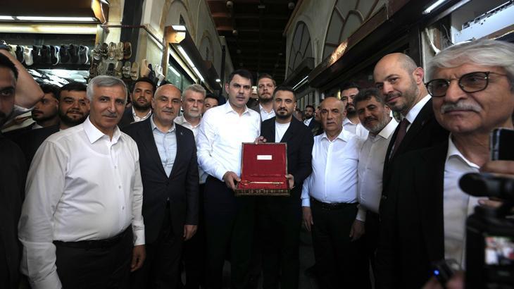 Bakan kuruma kahramanmarasta yeniden ihya edilen kapali carsinin sembolik anahtari verildi 74dbGQhT