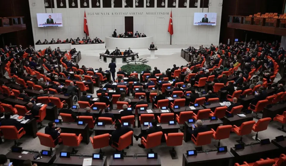Son dakika cerceve yasa genel kurulda toplanti basladi OZ39uNs9